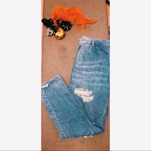 American eagle mom jeans